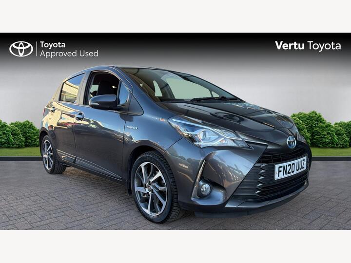 Toyota Yaris 1.5 VVT-h Y20 Bi-tone E-CVT Euro 6 (s/s) 5dr