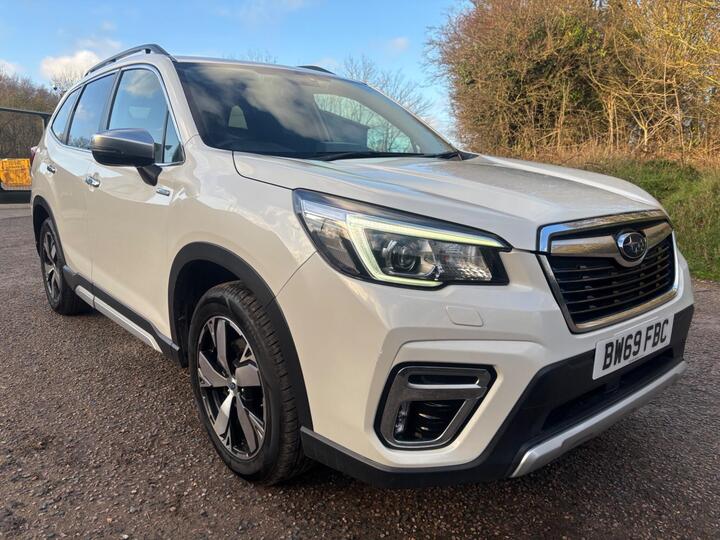 Subaru Forester 2.0 I E-Boxer XE Premium Lineartronic 4WD Euro 6 (s/s) 5dr Subaru Forester 2.0 I E-Boxer XE Premium Lineartronic 4WD Euro 6 (s/s) 5dr