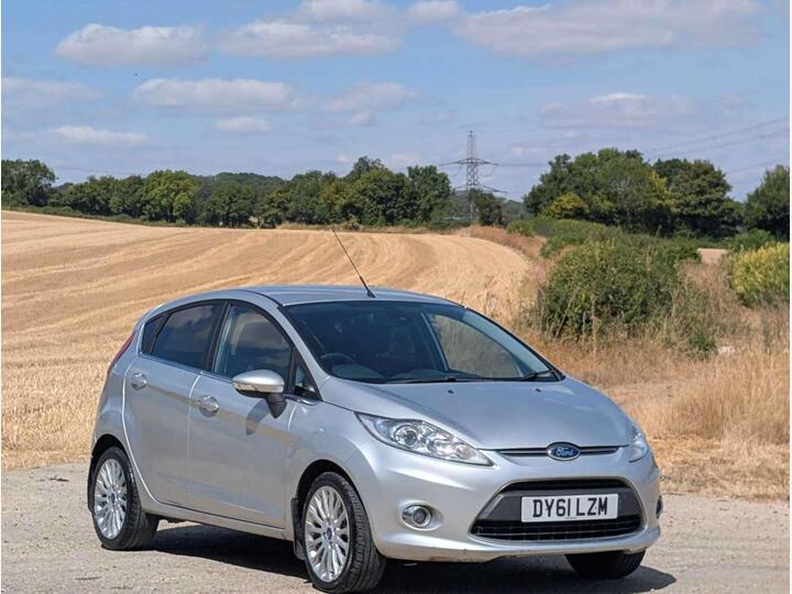 Ford FIESTA 1.4 Titanium 5dr