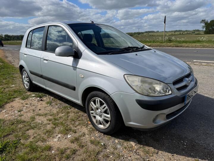 Hyundai Getz 1.1 CDX 5dr Hyundai Getz 1.1 CDX 5dr