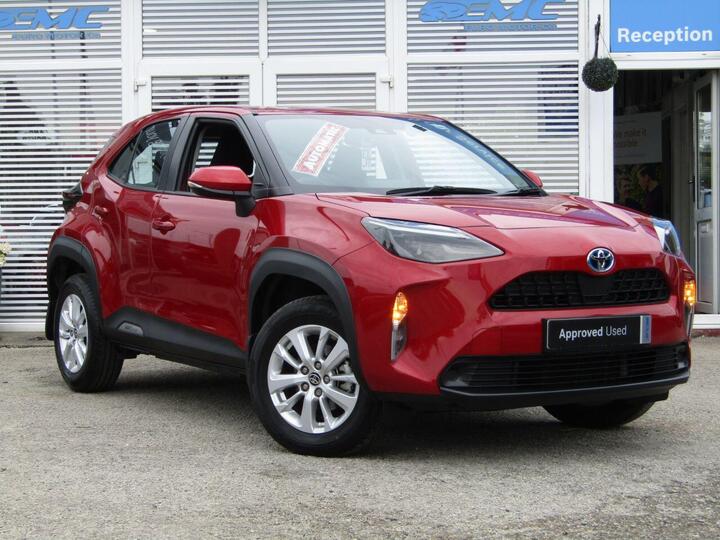 Toyota YARIS CROSS 1.5 VVT-h Icon E-CVT Euro 6 (s/s) 5dr