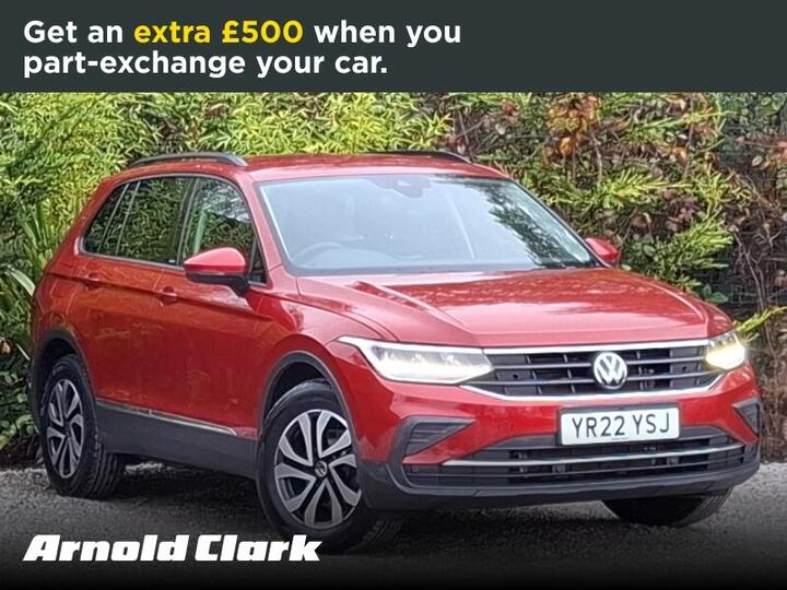 Volkswagen Tiguan 1.5 TSI Active DSG Euro 6 (s/s) 5dr Volkswagen Tiguan 1.5 TSI Active DSG Euro 6 (s/s) 5dr