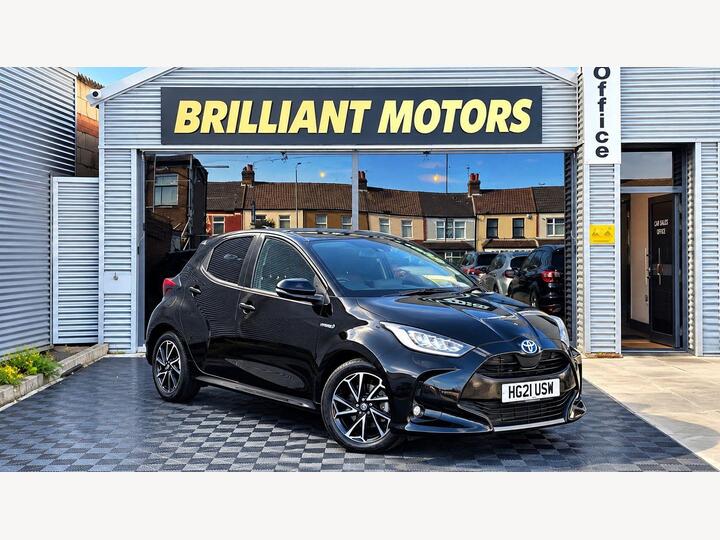 Toyota Yaris 1.5 VVT-h Design E-CVT Euro 6 (s/s) 5dr
