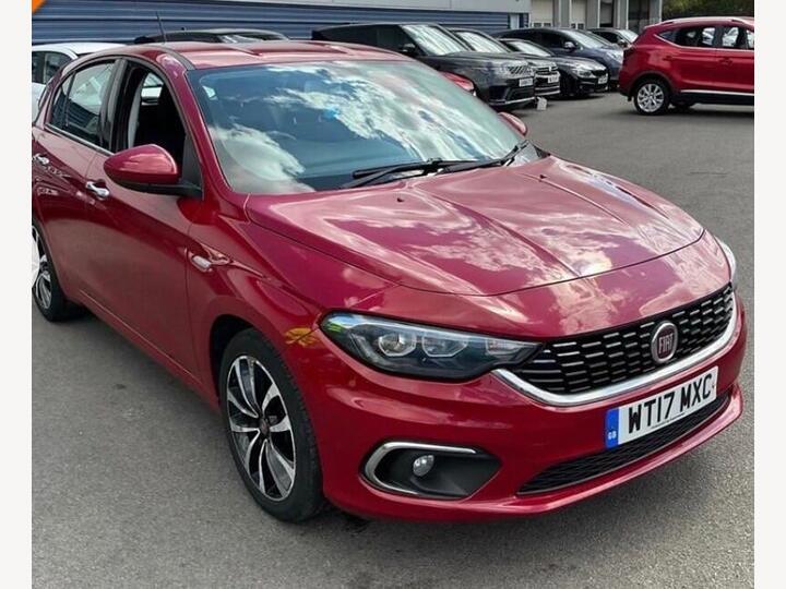 Fiat Tipo 1.4 MPI Lounge Euro 6 5dr