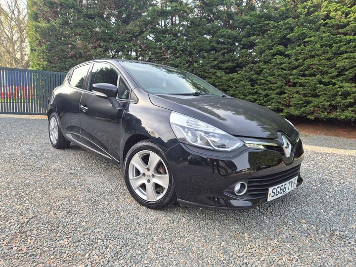 Renault Clio 1.2 16V Dynamique Nav Euro 6 5dr Renault Clio 1.2 16V Dynamique Nav Euro 6 5dr
