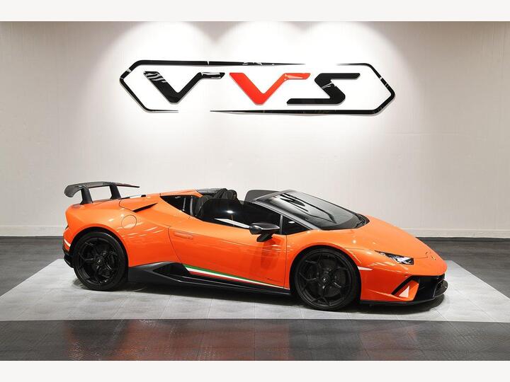 Lamborghini Huracan 5.2 V10 LP 640-4 Performante Spyder LDF 4WD Euro 6 (s/s) 2dr Lamborghini Huracan 5.2 V10 LP 640-4 Performante Spyder LDF 4WD Euro 6 (s/s) 2dr