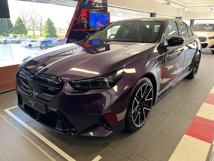 BMW M5 4.4 22.1kWh Steptronic XDrive Euro 6 (s/s) 4dr