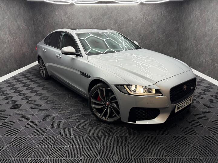 Jaguar XF 3.0 V6 S Auto Euro 6 (s/s) 4dr