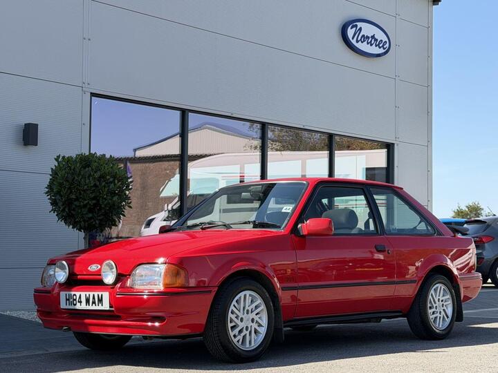 Ford ESCORT Xr3i 1.6l 3dr 105 BHP