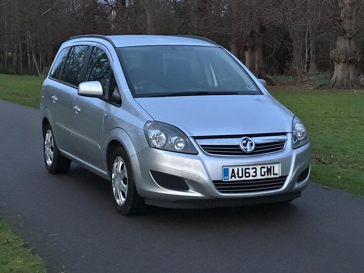 Vauxhall Zafira 1.6 16V Exclusiv Euro 5 5dr