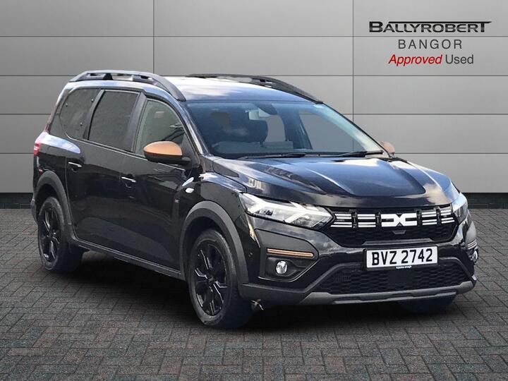 Dacia Jogger 1.0 TCe EXTREME Euro 6 (s/s) 5dr Dacia Jogger 1.0 TCe EXTREME Euro 6 (s/s) 5dr
