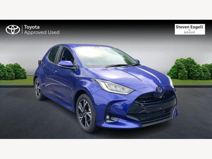 Toyota Yaris 1.5 VVT-h Design E-CVT Euro 6 (s/s) 5dr