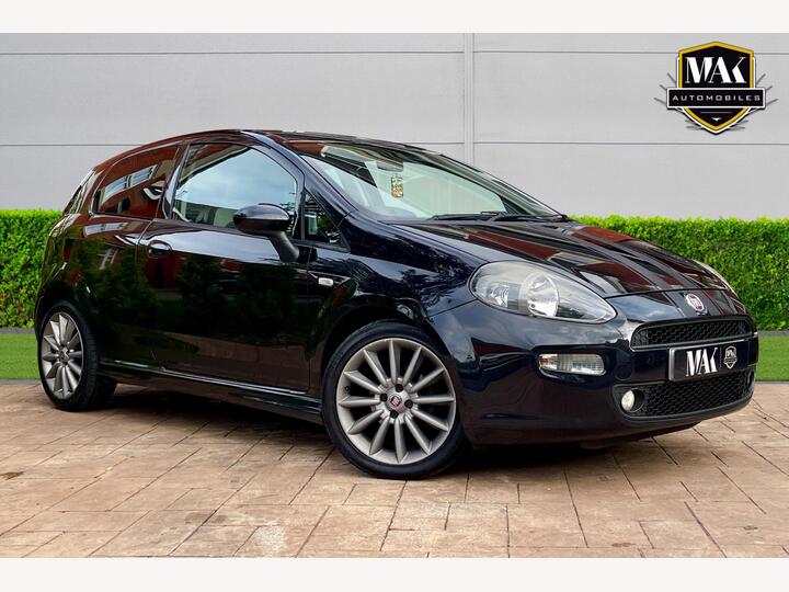 Fiat Punto 1.4 Jet Black Euro 5 (s/s) 3dr