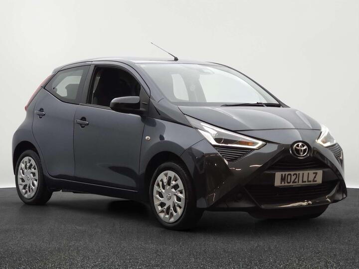 Toyota AYGO 1.0 VVT-i X-play Euro 6 (s/s) 5dr