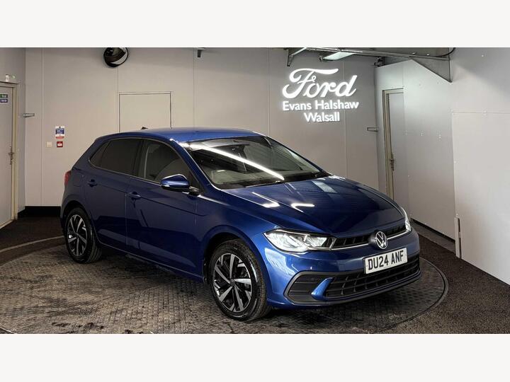 Volkswagen POLO HATCHBACK 1.0 TSI Life DSG Euro 6 (s/s) 5dr Volkswagen POLO HATCHBACK 1.0 TSI Life DSG Euro 6 (s/s) 5dr