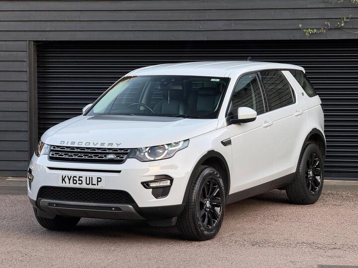 Land Rover Discovery Sport 2.0 TD4 SE Tech 4WD Euro 6 (s/s) 5dr Land Rover Discovery Sport 2.0 TD4 SE Tech 4WD Euro 6 (s/s) 5dr