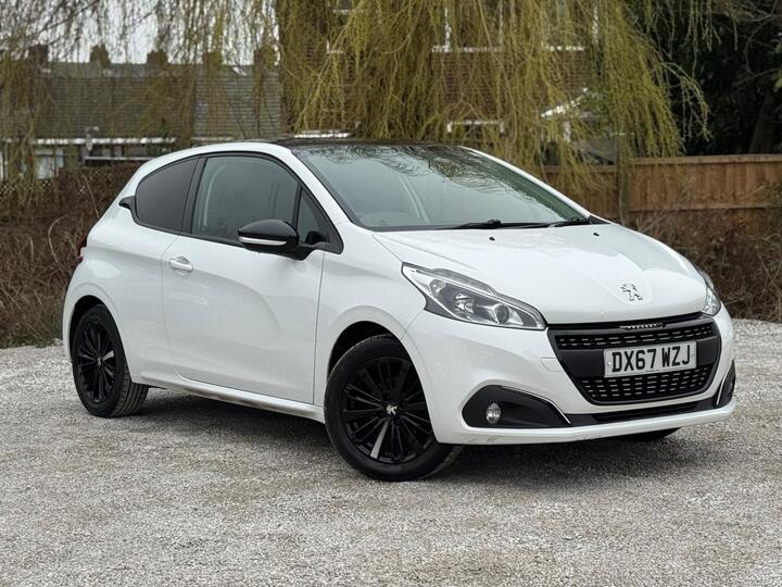 Peugeot 208 1.2 PureTech Black Edition Euro 6 3dr