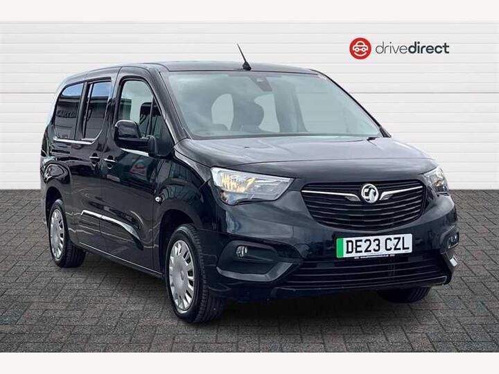 Vauxhall COMBO LIFE ELECTRIC 50kWh SE XL MPV Auto 5dr (7.4kW Charger)