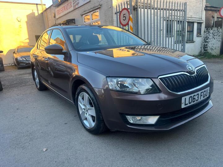 Skoda Octavia 2.0 TDI SE Euro 5 (s/s) 5dr