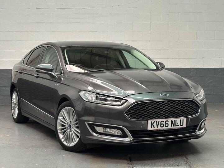Ford Mondeo 2.0 TDCi Vignale Euro 6 (s/s) 4dr