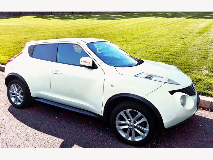 Nissan Juke 1.6 Acenta Premium CVT Euro 5 5dr