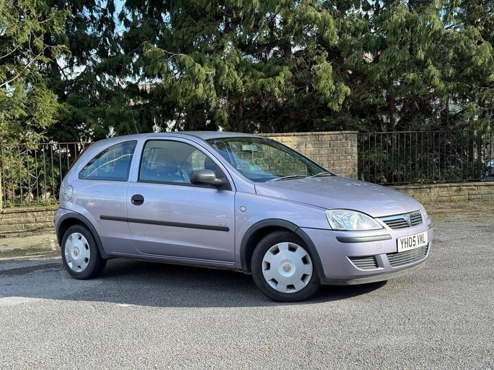 Vauxhall Corsa 1.0i Life Easytronic 3dr