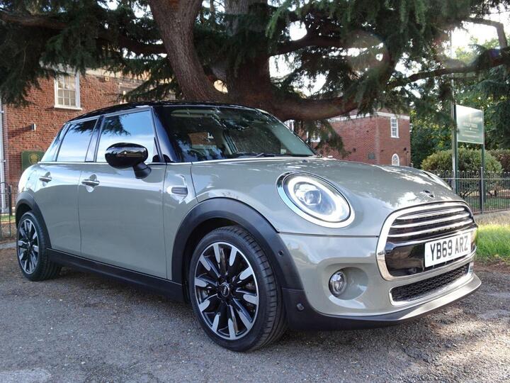 MINI HATCH 1.5 Cooper Exclusive Steptronic Euro 6 (s/s) 5dr