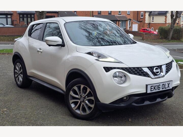 Nissan Juke 1.6 Tekna XTRON Euro 6 5dr Nissan Juke 1.6 Tekna XTRON Euro 6 5dr