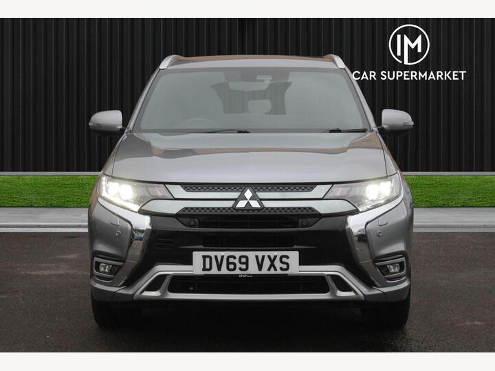Mitsubishi Outlander 2.4h TwinMotor 13.8kWh Exceed Safety CVT 4WD Euro 6 (s/s) 5dr