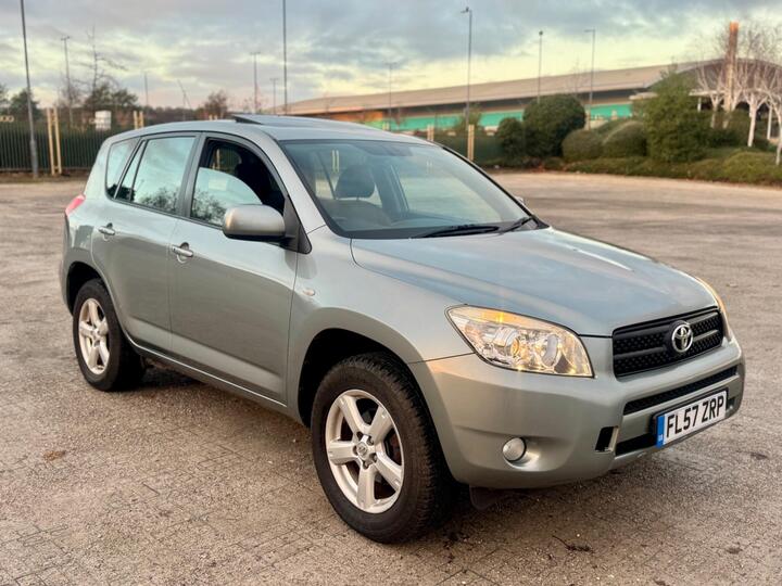 Toyota RAV4 2.0 XT5 4WD 5dr