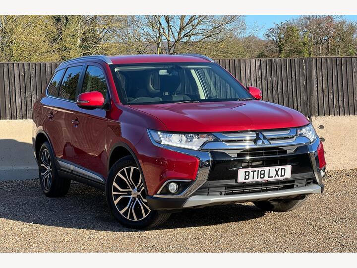 Mitsubishi Outlander 2.2 DI-D 3 Auto 4WD Euro 6 5dr Mitsubishi Outlander 2.2 DI-D 3 Auto 4WD Euro 6 5dr