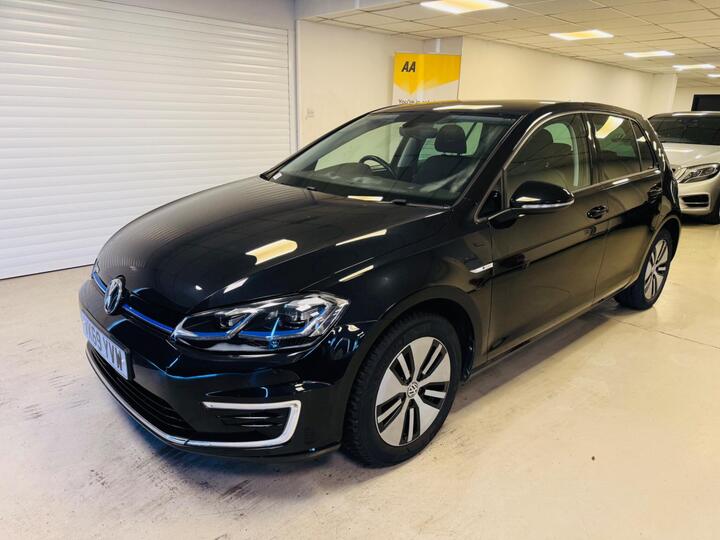 Volkswagen E-Golf 35.8kWh E-Golf Auto 5dr