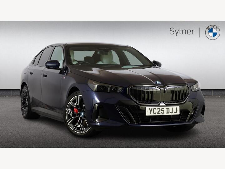 BMW 5 Series 3.0 550e 22.1kWh M Sport Pro Steptronic XDrive Euro 6 (s/s) 4dr