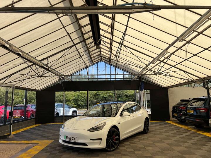 Tesla MODEL 3 (Dual Motor) Performance Auto 4WDE 4dr (Performance Upgrade)