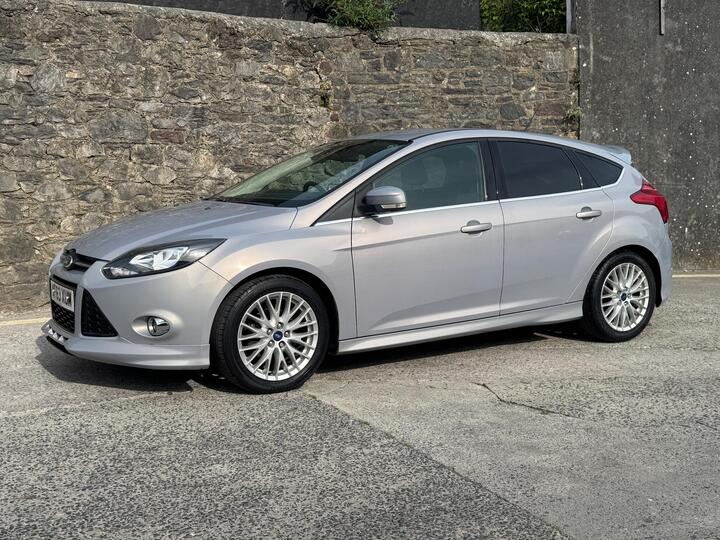 Ford Focus 1.0T EcoBoost Zetec S Euro 5 (s/s) 5dr