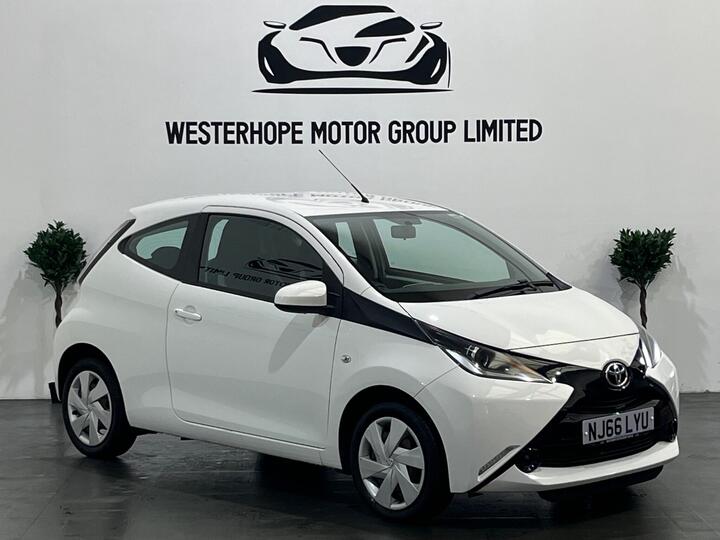 Toyota AYGO 1.0 VVT-i X-play Euro 6 3dr