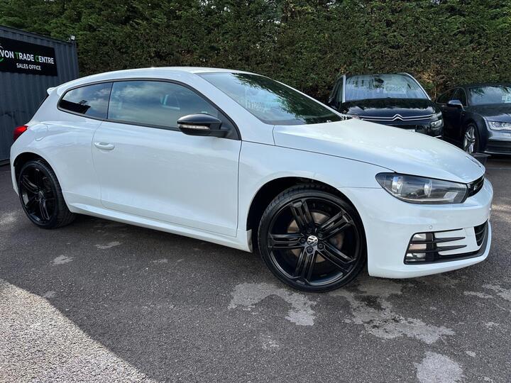 Volkswagen Scirocco 2.0 TDI R-Line Euro 6 (s/s) 3dr Volkswagen Scirocco 2.0 TDI R-Line Euro 6 (s/s) 3dr