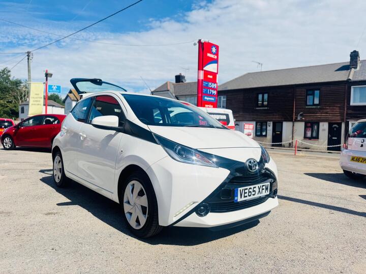 Toyota AYGO 1.0 VVT-i X-play Euro 5 5dr Euro 5
