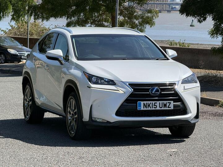Lexus NX 2.5 300h Luxury E-CVT 4WD Euro 6 (s/s) 5dr