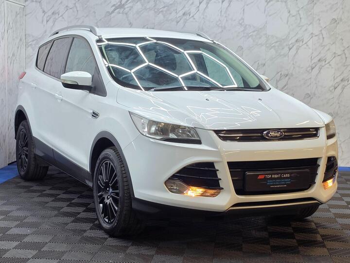 Ford Kuga 2.0 TDCi Titanium 2WD Euro 5 5dr
