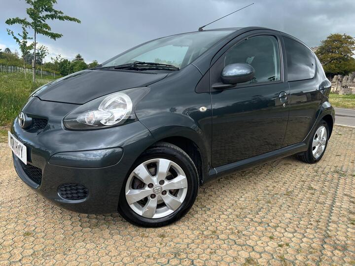 Toyota AYGO 1.0 VVT-i Go Euro 5 5dr