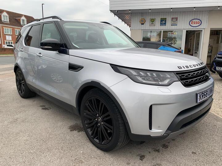 Land Rover Discovery 3.0 SD V6 HSE Auto 4WD Euro 6 (s/s) 5dr Land Rover Discovery 3.0 SD V6 HSE Auto 4WD Euro 6 (s/s) 5dr