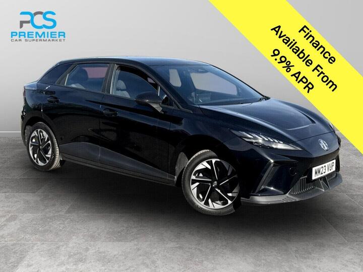 MG MG4 64kWh SE Long Range Auto 5dr
