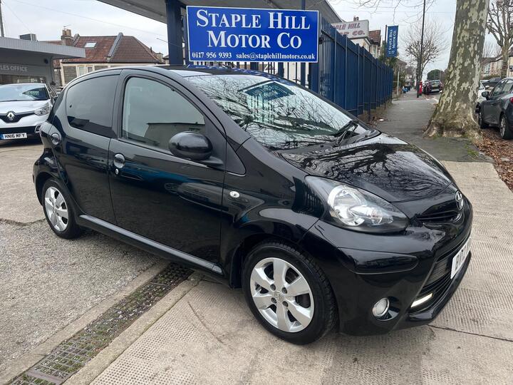 Toyota AYGO 1.0 VVT-i Fire Euro 5 5dr