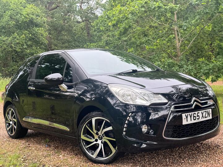 DS AUTOMOBILES DS 3 1.6 BlueHDi DStyle Nav Euro 6 (s/s) 3dr DS AUTOMOBILES DS 3 1.6 BlueHDi DStyle Nav Euro 6 (s/s) 3dr
