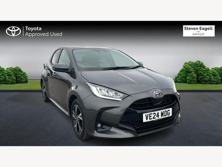 Toyota Yaris 1.5 VVT-h Design E-CVT Euro 6 (s/s) 5dr