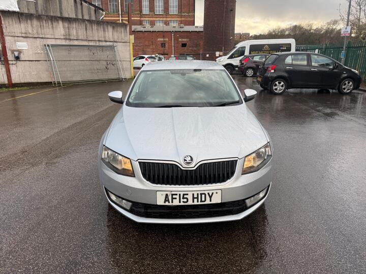 Skoda Octavia 1.6 TDI SE Euro 5 (s/s) 5dr