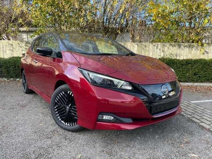 Nissan Leaf 39kWh Tekna Auto 5dr