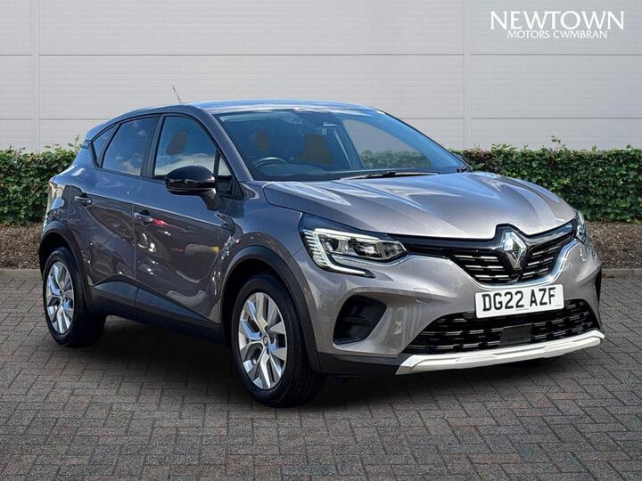 Renault Captur 1.0 TCe Iconic Edition Euro 6 (s/s) 5dr Renault Captur 1.0 TCe Iconic Edition Euro 6 (s/s) 5dr