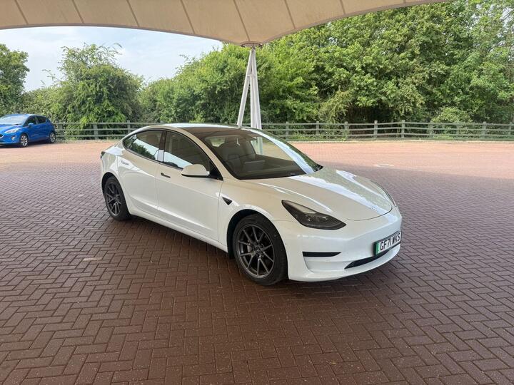 Tesla Model 3 Standard Range Plus Auto RWD 4dr